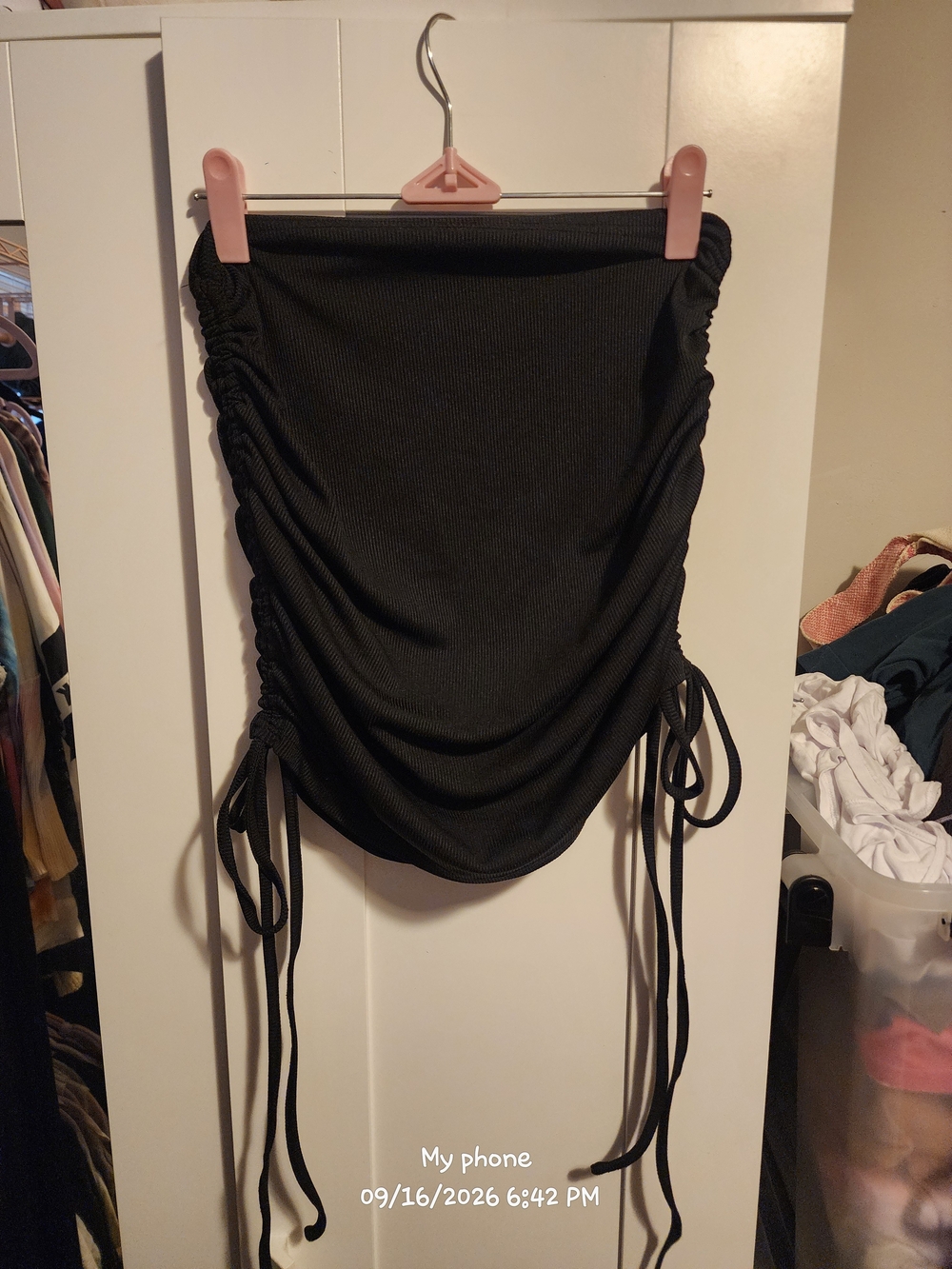 Source Unknown Black Ruched Side-Tie Crop Top